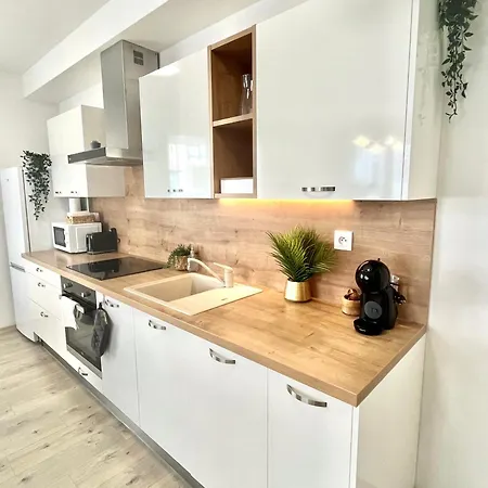 アパート The Elite Iii Downtown Ac & Garage Parking