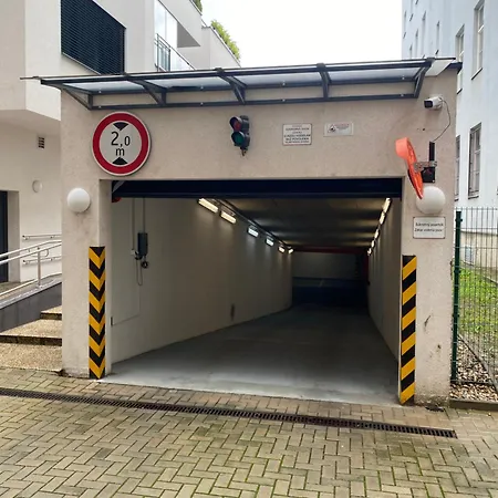 The Elite Iii Downtown Ac & Garage Parking 브라티슬라바