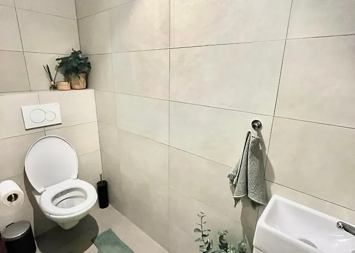 The Elite Iii Downtown Ac & Garage Parking 브라티슬라바