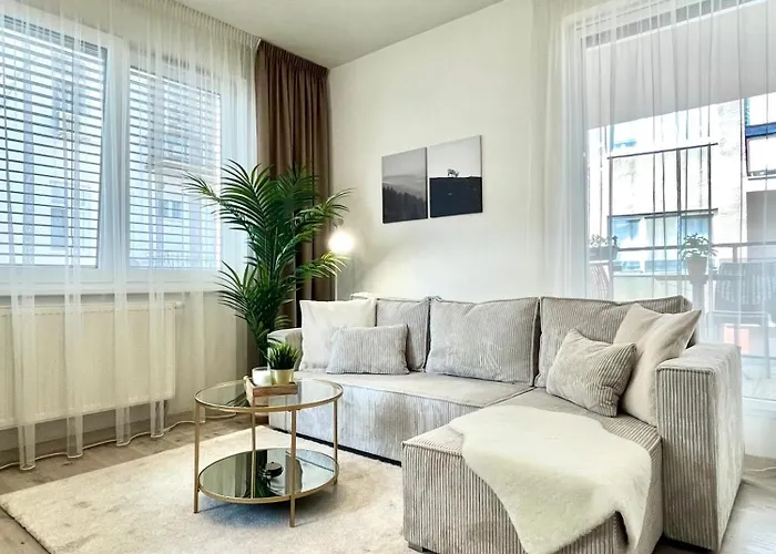 The Elite Iii Downtown Ac & Garage Parking *